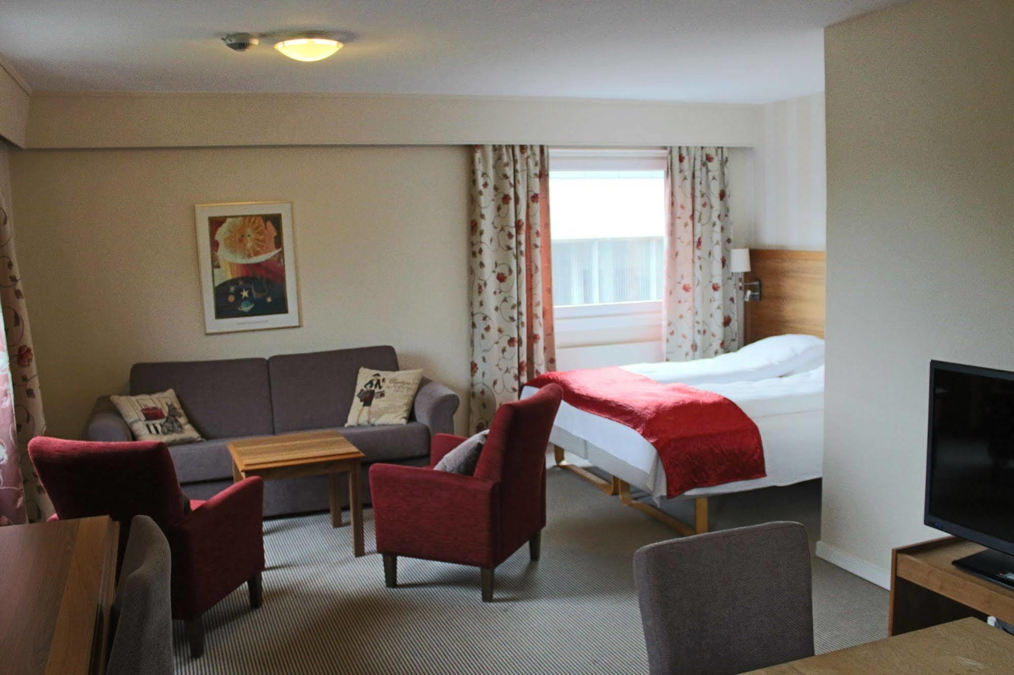 Thon Partner Hotel Backlund Levanger Exterior foto
